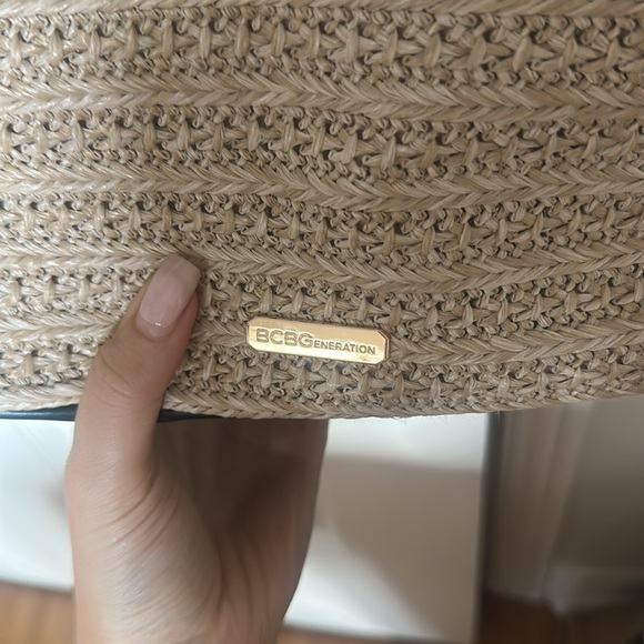 BCBGeneration Beige Woven Shoulder Bag - Picture 2 of 4